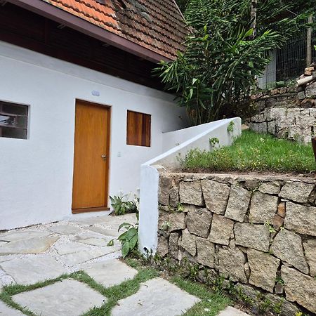 Suite Indiana Ilhabela Esterno foto