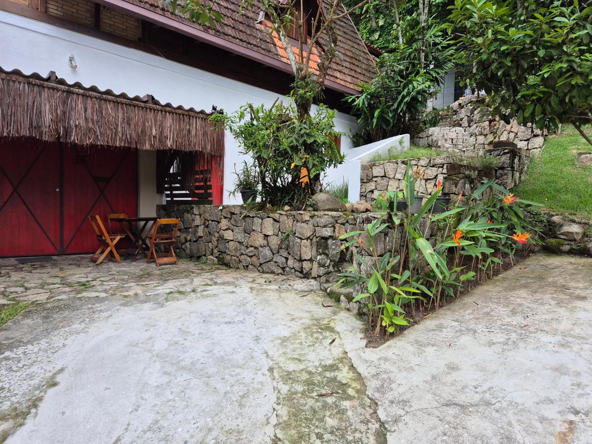 Suite Indiana Ilhabela Esterno foto